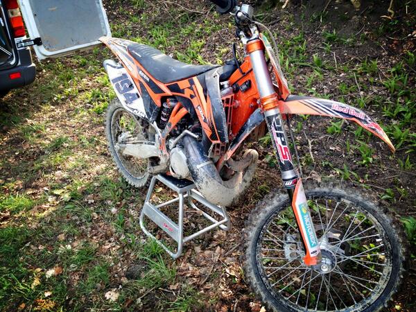 Back on two stroke with a 250 💪 Bouuuuaaaappp ✊✌
