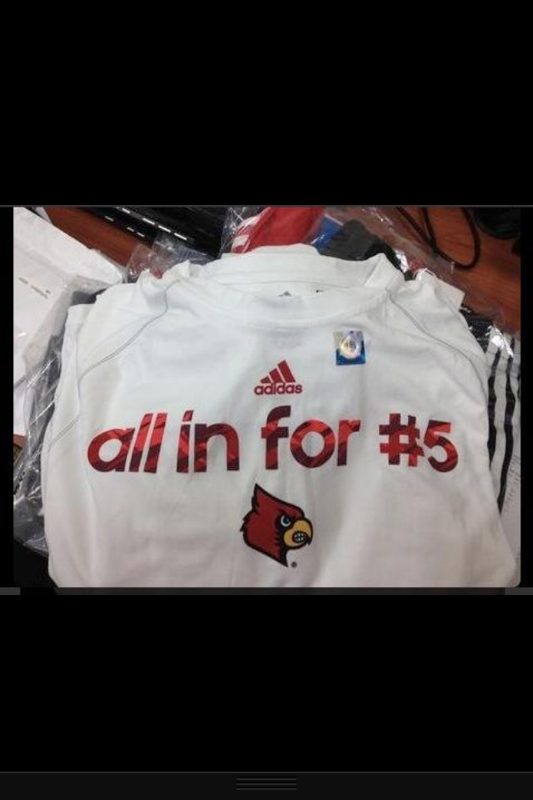2eZGang's tweet image. Adidas is all in for Kevin Ware and Louisville! #3Stripes #PrayersForWare