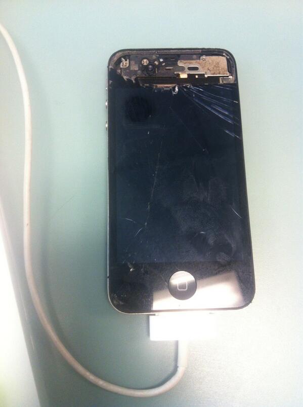 nushickk_'s tweet image. poor Kyle 
#pledgeproblems