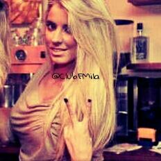 ClubFMila's tweet photo. Toda ella es expectacular. (7/7) http://t.co/wvPq13Em0x