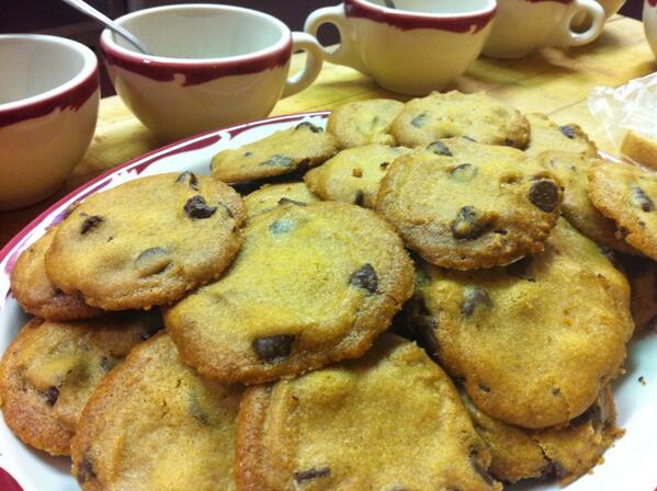 BreakoutDC's tweet photo. SNAP Challenge over! #Cookies!! @pace_princeton @BreakoutMurals @BostonBreakout @SiouxNation13 http://t.co/YhQEtXBhv5