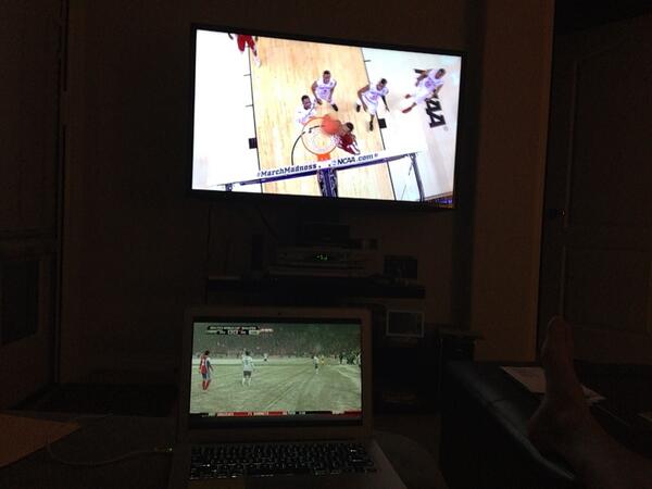 DSmithShow's tweet image. How I'm rolling on a Friday. #Slingbox