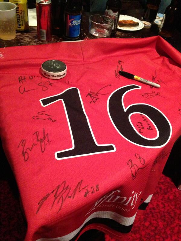 Dowder15's tweet image. What a beauty. Gunna miss you @littlevil16  hanging banners #poundfistB4games #wheaties