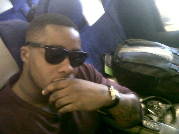 Delboy_100's tweet photo. Fly nigga...takin off http://t.co/OjAOZUnsAm