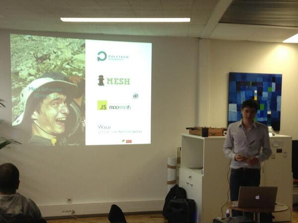 jssophia's tweet image. @matti_sg démarre son cours sur les bases de #JavaScript à la #JSWeek