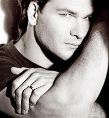 patrickswayze09's tweet photo. Remembering Patrick in our hearts. http://t.co/p9lRF8o1Jk