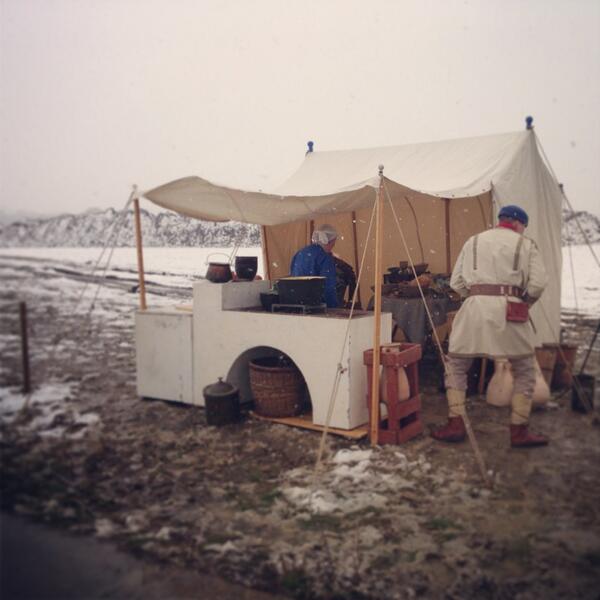 Eddington_Camb's tweet image. Roman re-enactors cooking in the snow at our roman street party today! Come along if you can- open til 4pm #csf2013