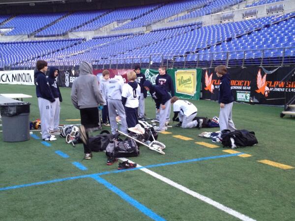 FaceOffClassic's tweet image. First on the field are kids from Hereford and Freedom rec programs. Freedom boys stretching out.