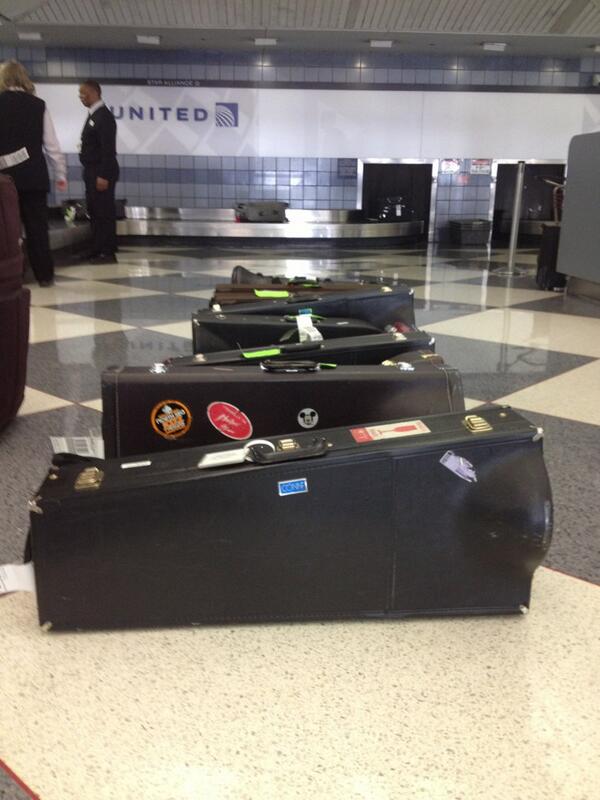 DrakeTrombones's tweet image. Thank you to the folks @united at Chicago O'Hare for lining up all of our trombones &amp;amp; arranging them.  #DTCtour2013