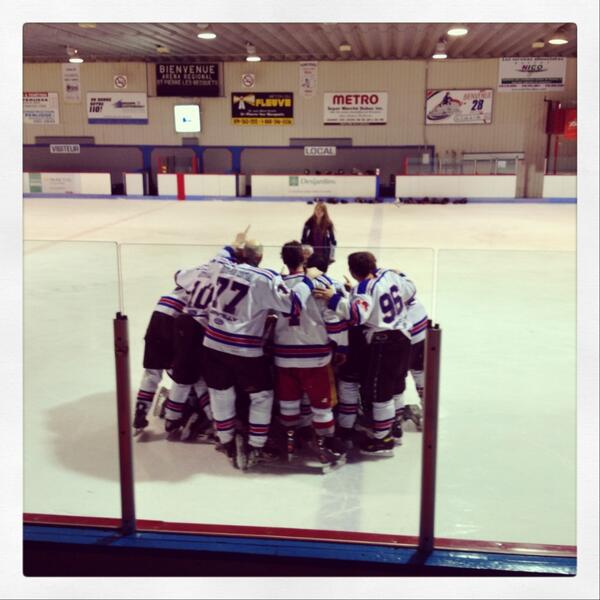 mp_beaudet's tweet image. #hockey #brother #win #fun #HAPPY