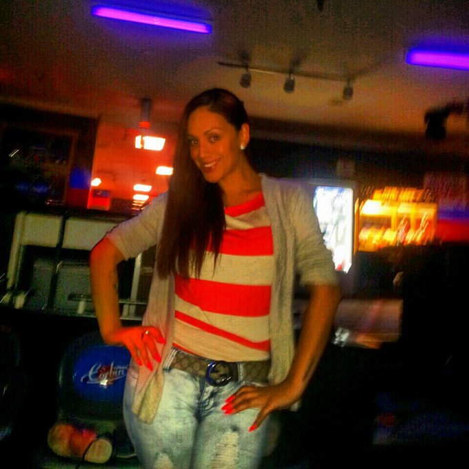 out bowling last night" http://t.co/r63MDc8fyZ<a href="/tag/fact"class="tags"><span>#fact</span></a>