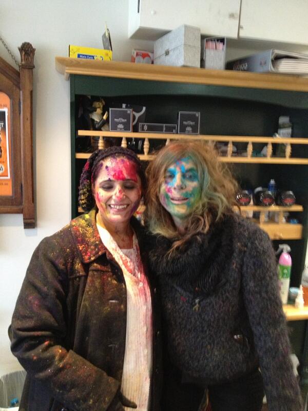 SamRiddett's tweet image. “@CutUnit1: Who's these crazy mofos?!! #HappyHoli http://t.co/vubGki8ERA” #pmoney #spreadthethread