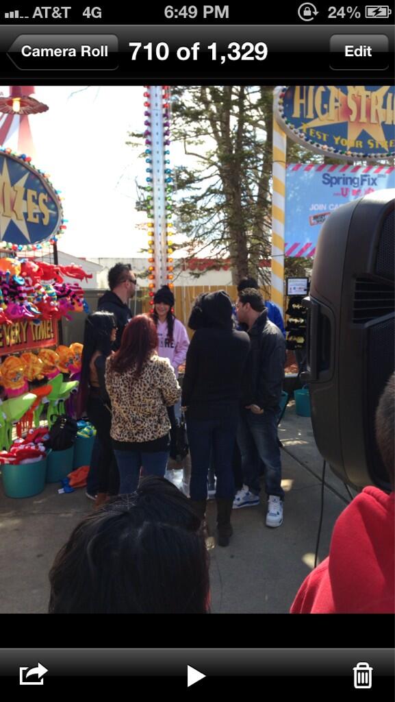 Vanessa_rod17's tweet image. Thank you @snooki @JENNIWOWW @RogerMathewsNJ @DeenaNicoleMTV @MTVRonnie @MTVsammi #springfix #restoretheShore