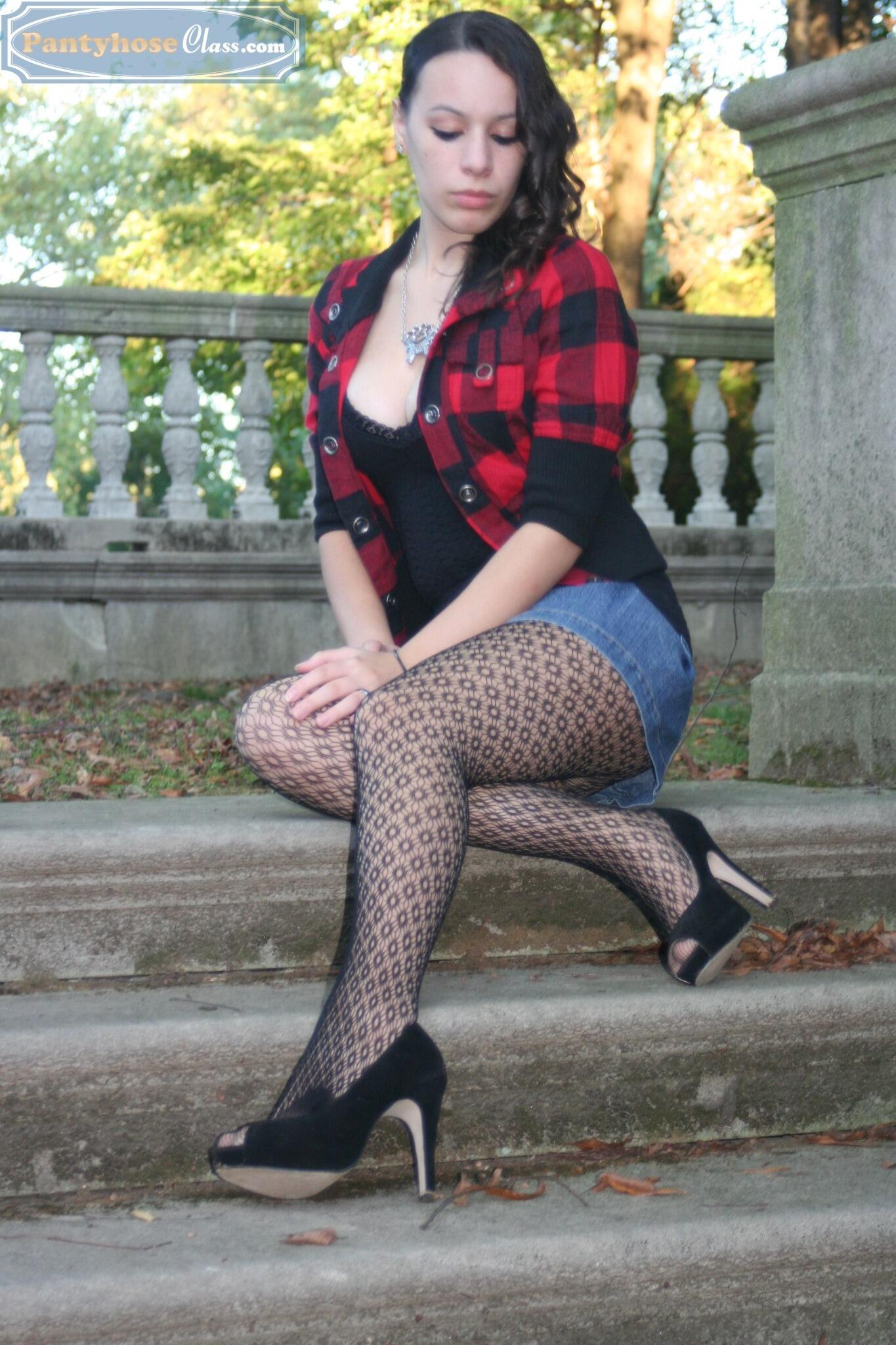 pantyhoseclass.com PantyhoseClass auf X: „Springtime Yesenia http://t.co/7ecnRUz5pi #pantyhose  #tights #stockings #collant #calze #feet #legs #pantys #medias  http://t.co/quBLX3Mcz2“ / X