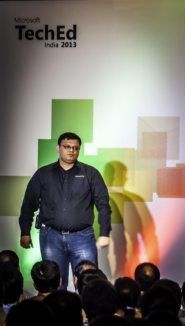 pinaldave's tweet image. Thanks! RT @GurpreetNangal Awesome day at #techedin
This pic i Clicked during @pinaldave  Session