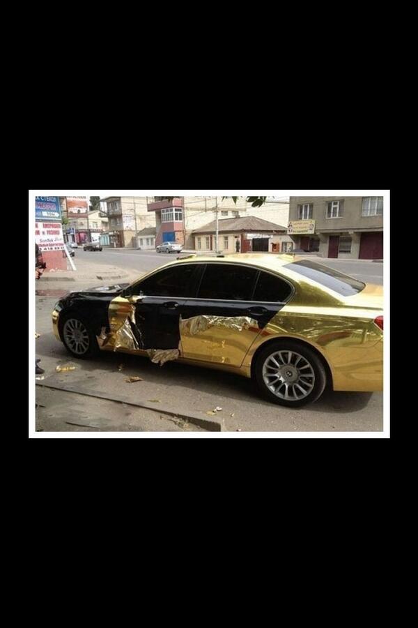 MonsterTVupload's tweet image. Year geiles Auto :D ist bestimmt aus puren Gold !!