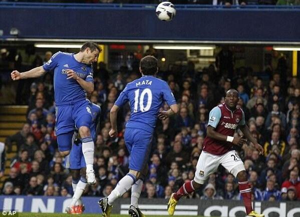 LampardFanpage's tweet photo. #Lampard200 http://t.co/OydpwQDRMe