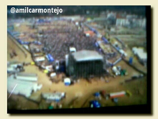 muniguate's tweet photo. Concierto @ricardo_arjona. Casi 60mil personas estan en Cayalá. PMT y Transmetro apoyan #traficogt. http://t.co/wKwnz96iZs