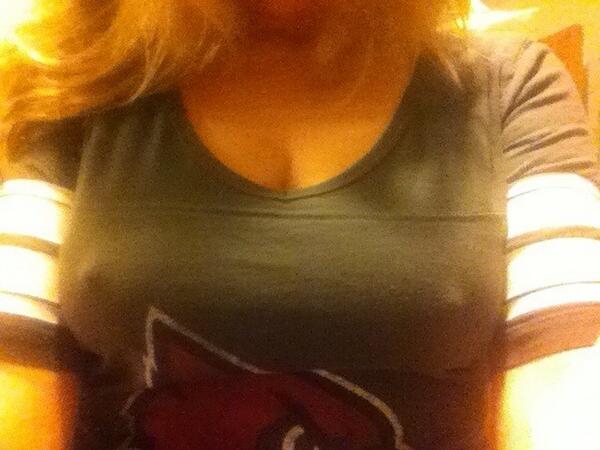 UofLBoobs's tweet photo. Sweet 16 bound!
We want ur submissions!
100% anon!
lvilleboobs@gmail.com
Spread the word
#L1B4 #GetonTheTrain http://t.co/iCTVDg3jWB