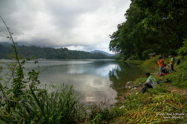 shandy0504's tweet image. Surga #pemancing #telagangebel #ponorogo gak ada sepinya