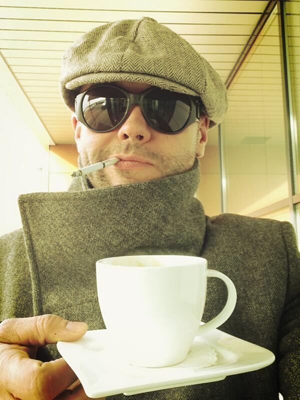 Averin_Maxim's tweet photo. Вот и Таллин! Утренний кофе. Солнце. ХОРОШО!!! http://t.co/dKigCsFcWO