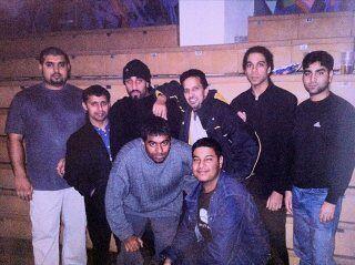 BhangraPappzz's tweet photo. Exclusive pic - old skool @avtarmaniac @BallyGill @gubzy #bhangrapapparazzi http://t.co/6cOODbjYa4