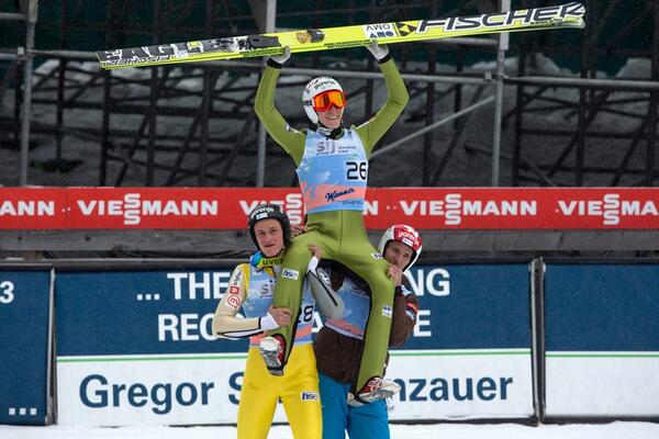 We Are Slovenia tweet media