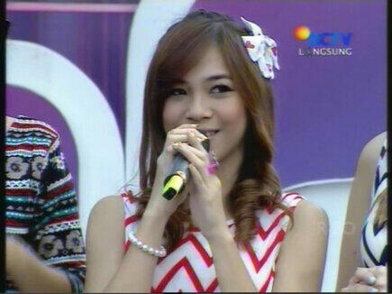 hhyunra's tweet photo. #sharepict @ChristyChiBi at Inbox | @KiciAnisaLove @_ChristYersPALU @ChrisTyerss_BYL @Christyers_SOLO @Kicibumbum_FC http://t.co/VtyBazZJgv