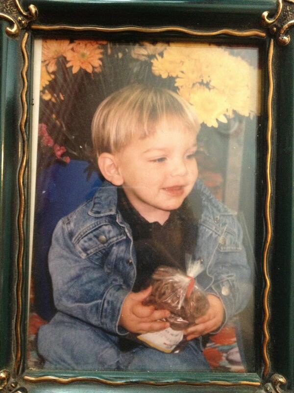 HuskeyDunn's tweet photo. Early birthday present from the grandparents.  Thanks for the mushroom cut mom and the jean jacket #pretzels http://t.co/k9FHykwvUT