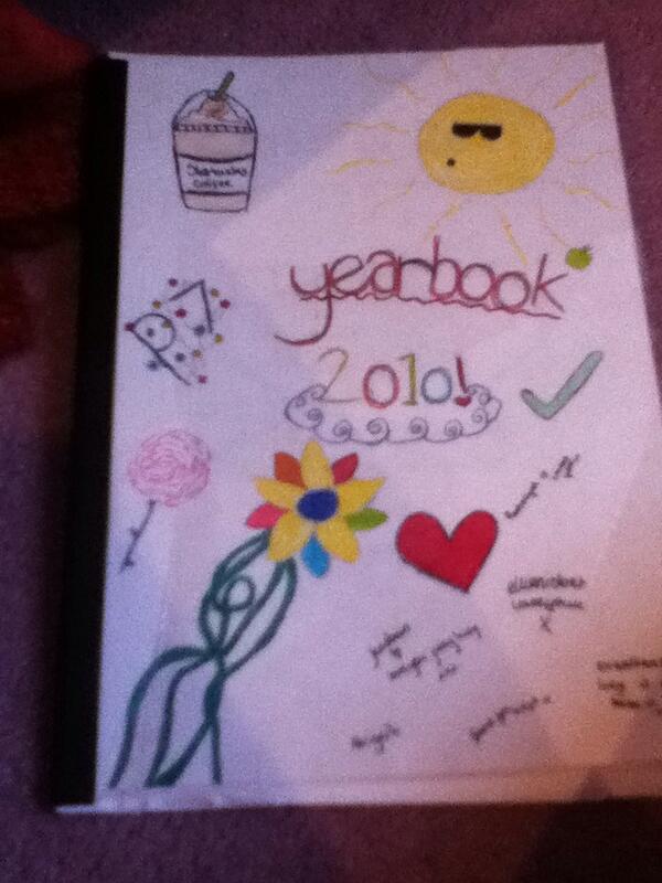 lucyyjamieson's tweet image. Found my p7 yearbook #cringecringecringe