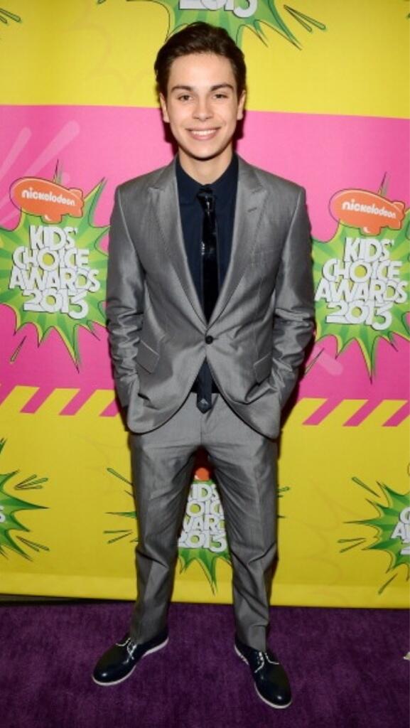 ThatBieberKiss tweet picture