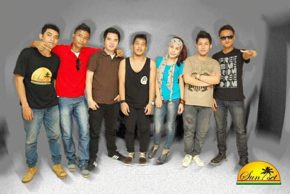 Xodus Band - Fiya 