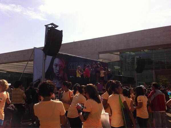 FranUnoKine's tweet photo. @unokine Karen Torrealba primer lugar de su categoría!!! http://t.co/g9SV6bhe1f