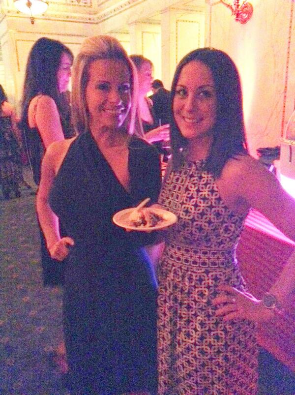 Carnivale312's tweet image. Our #ropavieja was made for the stars! Hats off to @dinamanzo for a fabulous event #projectladybug #sponsor