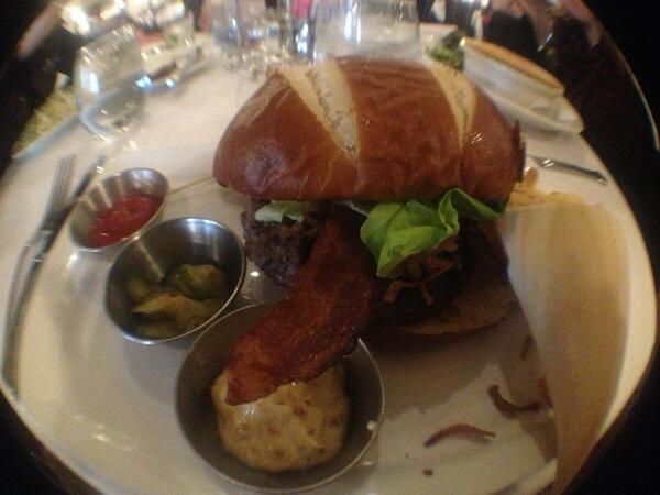 courtneyplatt's tweet image. Lunch #walnutroom