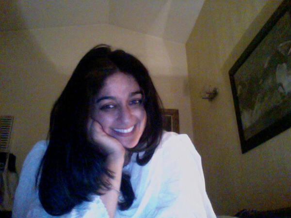 NJLahori's tweet photo. "Is this better?" 
"Yup,Ma" He says w a smile. "I dont like your sad smile, I like this one" 
:D
 So a happier HELLO! http://t.co/oUvu6BP2ci