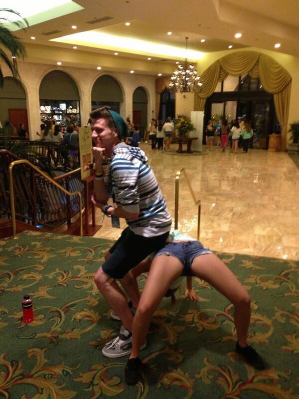 JackBaran's tweet image. @RickyPDillon #asko2l can you bench me