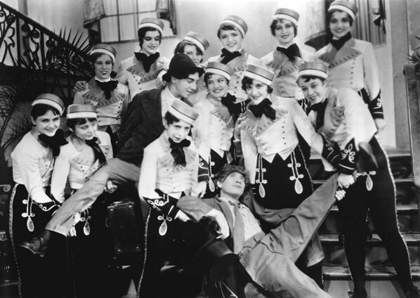 Vintage Chorus Girl Photo! #choursgirls #showgirls #thechorusgirlproject #nolachorusgirls thechorusgirlproject.com