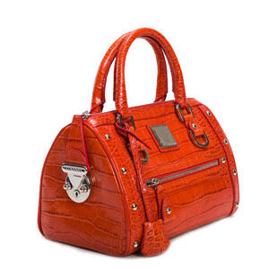 EZYBID's tweet photo. Follow me,,, Buy new VERSACE Paint The Town Red! for only $46.91 from http://t.co/bHu5qXMBxk EZY-BID auctions online http://t.co/cSZNacqpLw