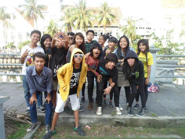 taniaoctalia_'s tweet photo. ART *lagi* http://t.co/IVDrsvy504
