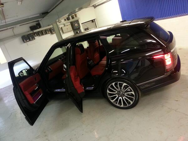 AutoExportuk's tweet image. 2013 #RangeRover #Vogue #Autobiography available to export. Ready stock to ship. Call us now... #malaysia #singapore