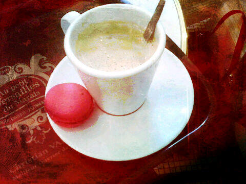 EvaTralala75's tweet image. Pause café/macaron :)) #Paris #PauseMiam