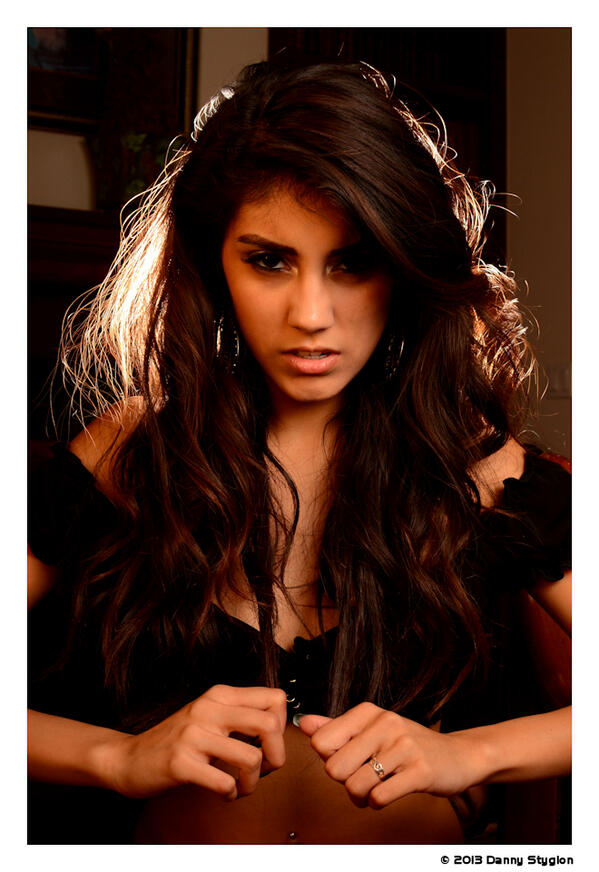 sinicalmag's tweet photo. Model: Isabel Perez

Photo by Danny Stygion http://t.co/KIShdTVqkZ