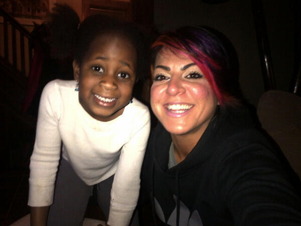 shereendeeva's tweet photo. Best CHEERLEADER for DEEVA #abacanada thank you ZOE! http://t.co/bmLph0nnQn