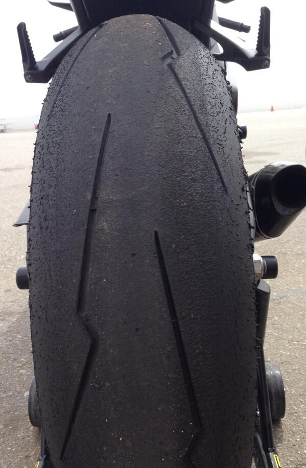 jmjessen's tweet image. @pirelli Diablo Supercorsa SP holding up great on track today! #pirellisupercorsasp #letsride #buttonwillowraceway