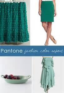 El color para la primavera 2013 según <a href="/pantone/">PANTONE</a> es el verde Esmeralda. Ya lo tienes en tu guardarropa?
