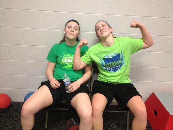 VickOs6's tweet image. Workout! #getnit @chelsiemays