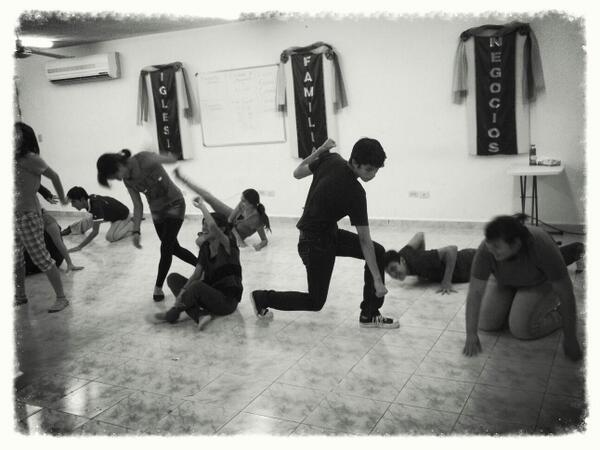 CampamentoDX's tweet photo. una probadita del ensayo! si quieren ver mas no se pierdan este campa! http://t.co/8Ul4Btrl2E