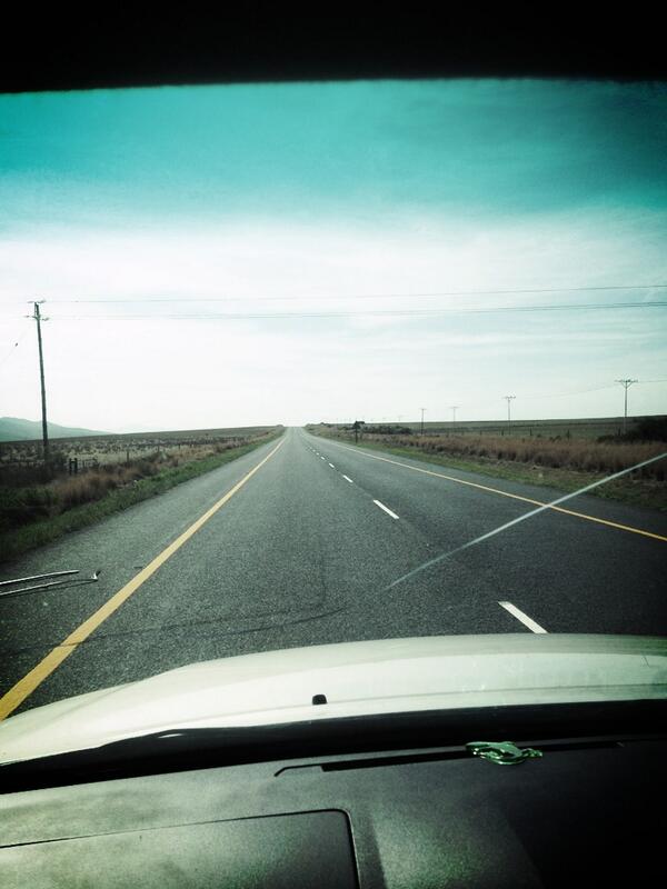 Oppad Vleesbaai toe! <a href="/erhardertjie/">erhardertjie</a> #hengel #paella #watislisensiesnoueintlik #brandewyn #houbenehou