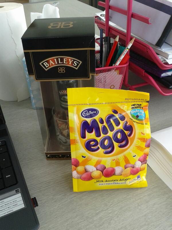 Thanks to @EffectiveHRM for our #Easter pressies #valuingemployees #bestemployer #nomnom @GemmaHRM